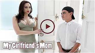 mom friend fucks daughter