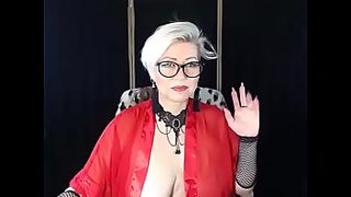 older women posing nude video