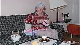 hairy granny pussy fucked