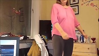 mom show his son a pussy